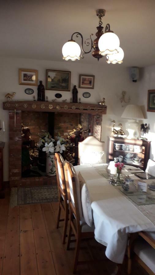 카멜퍼드 Melorne Farm B&B 외부 사진